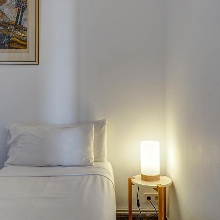 The Lilium Apartment By Hello Homes 锡切斯 外观 照片