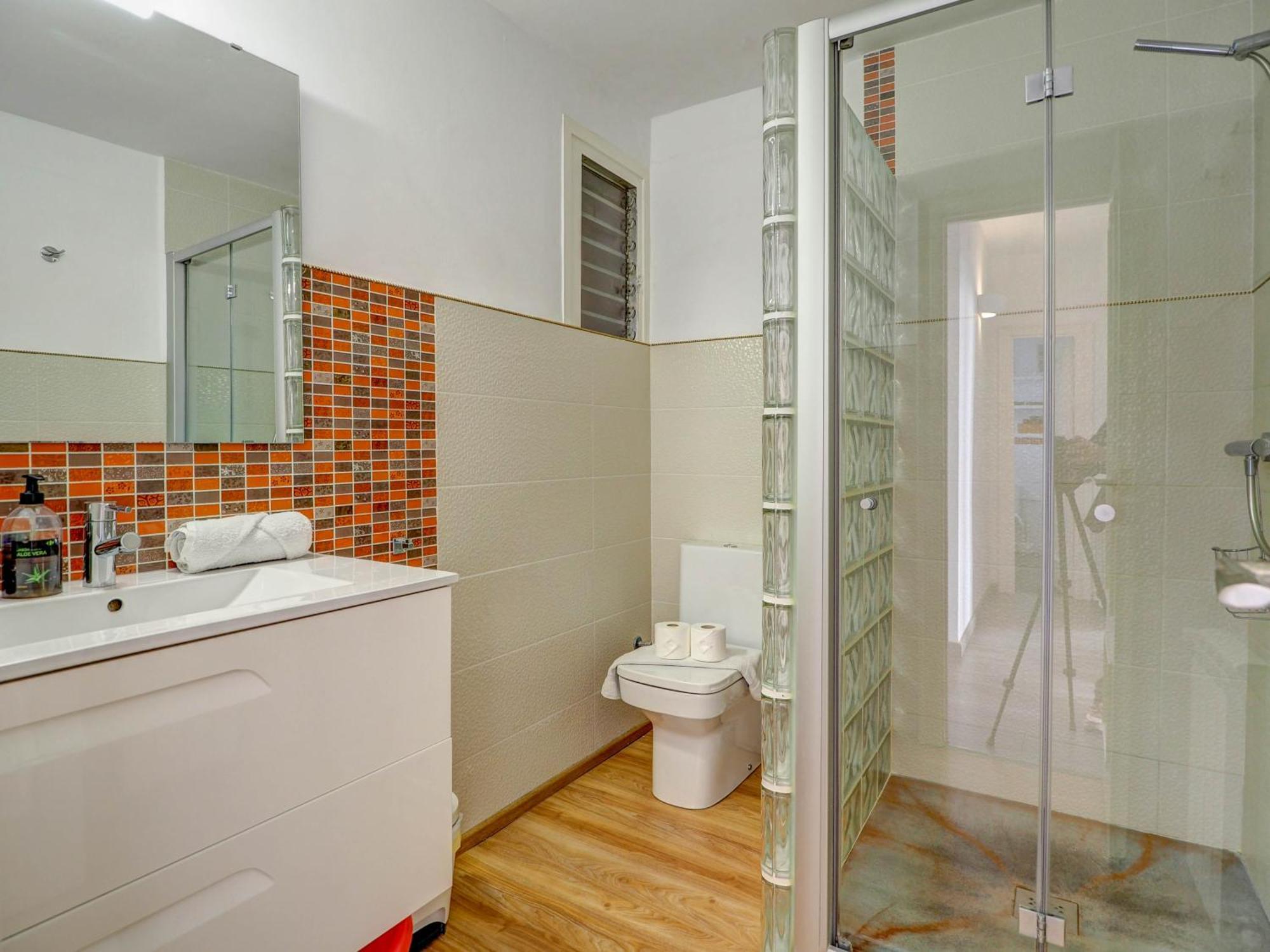 The Lilium Apartment By Hello Homes 锡切斯 外观 照片