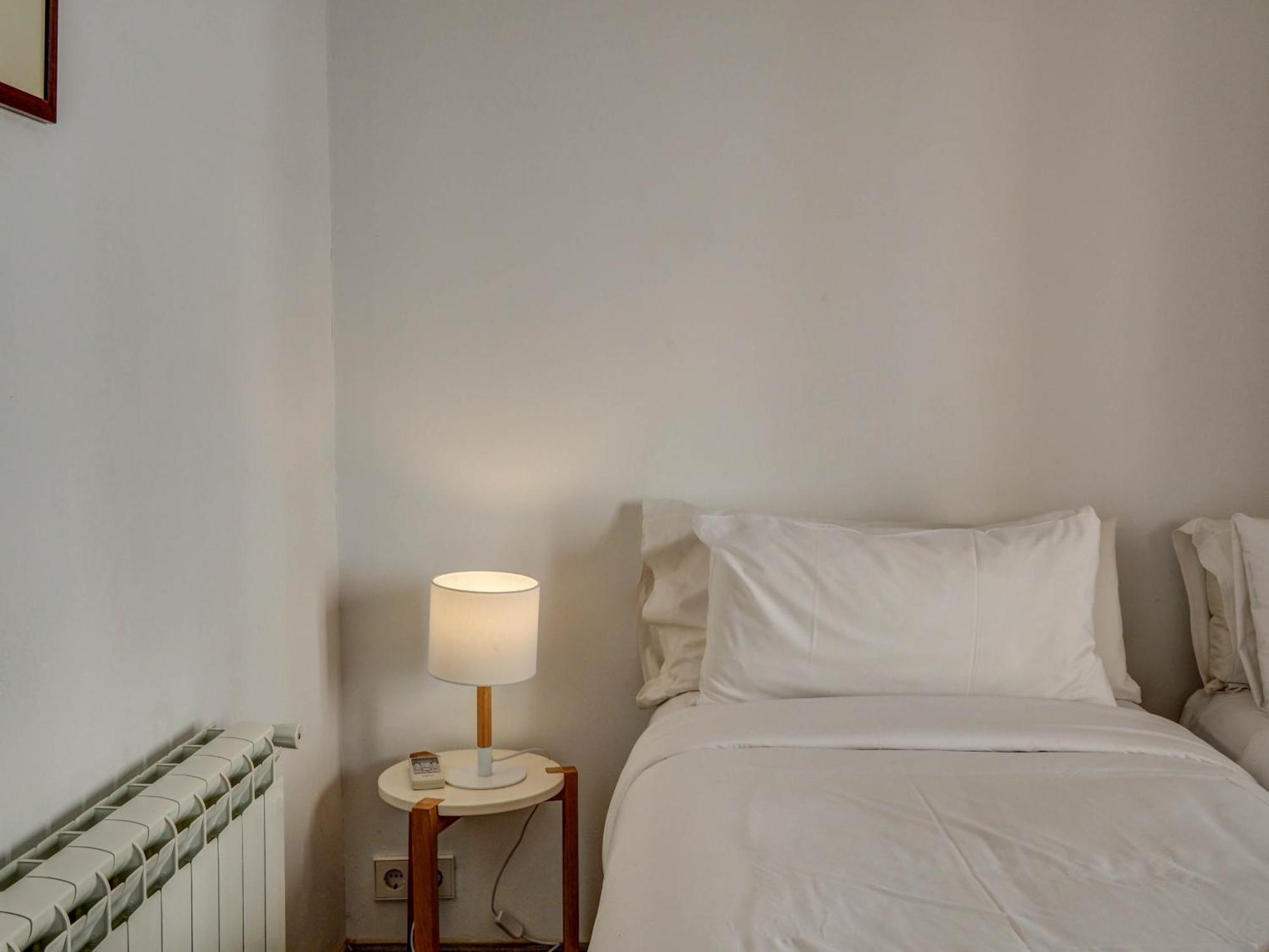 The Lilium Apartment By Hello Homes 锡切斯 外观 照片