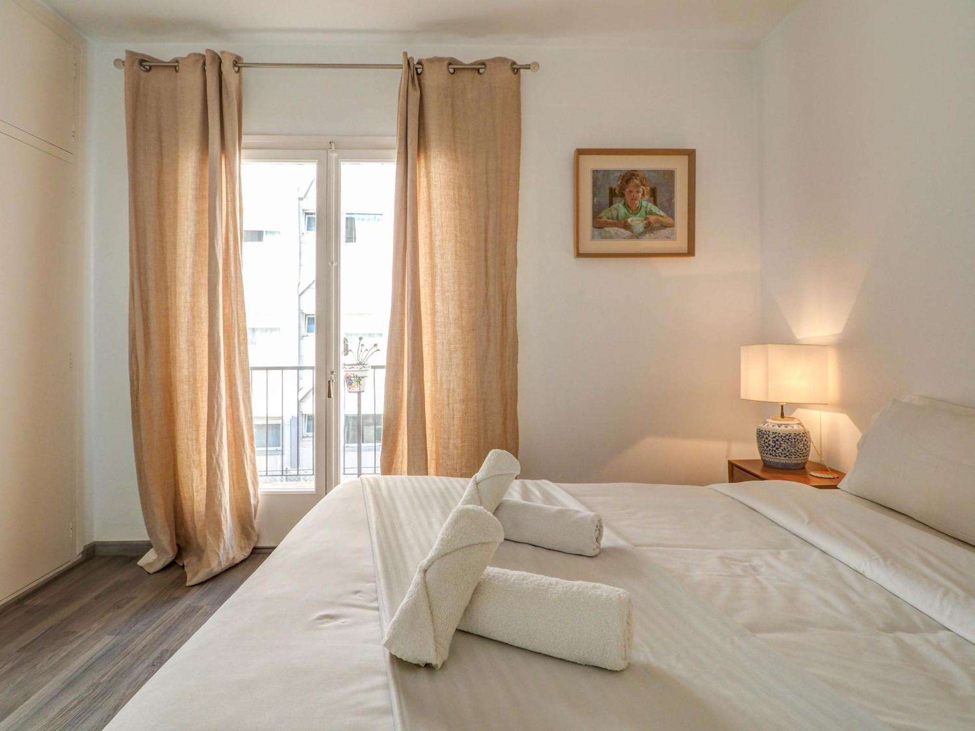 The Lilium Apartment By Hello Homes 锡切斯 外观 照片