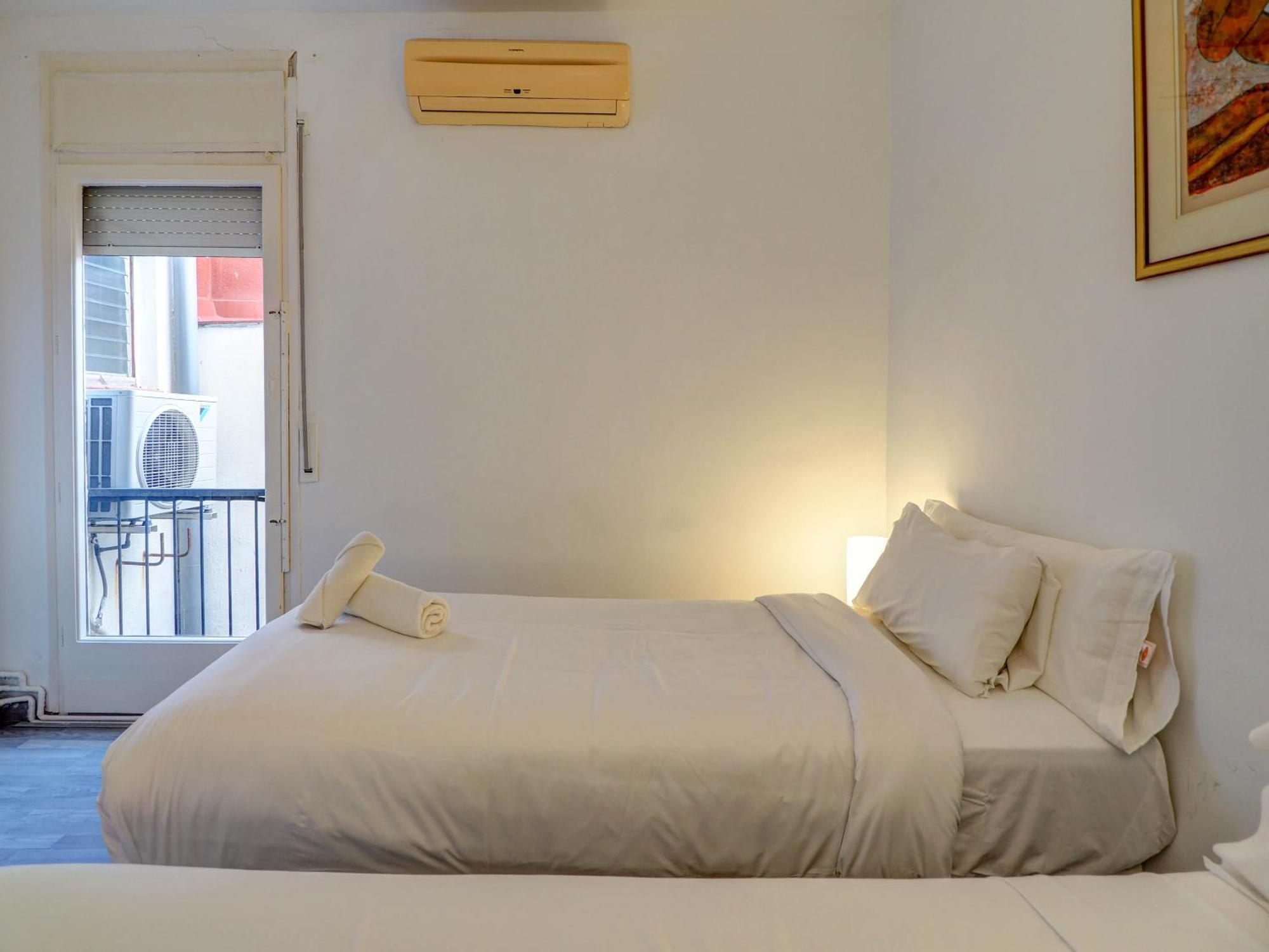 The Lilium Apartment By Hello Homes 锡切斯 外观 照片